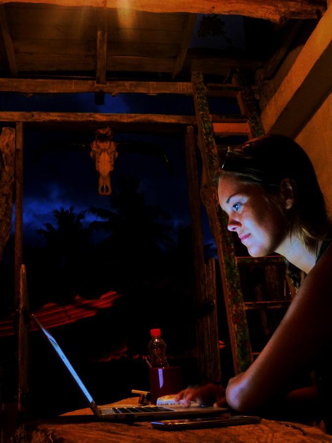Gipsy Backpackers Vandrerhjem Gili Trawangan Eksteriør bilde